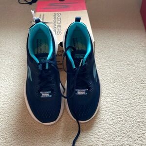 Skechers Walking Shoes